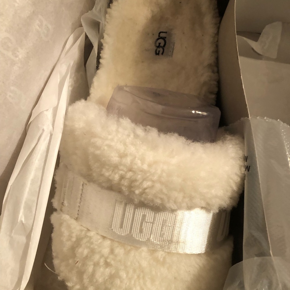 Authentic Ugg Platform Slides.Worn A Handful Of T… - image 6
